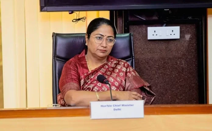 मुख्यमंत्री रेखा गुप्ता